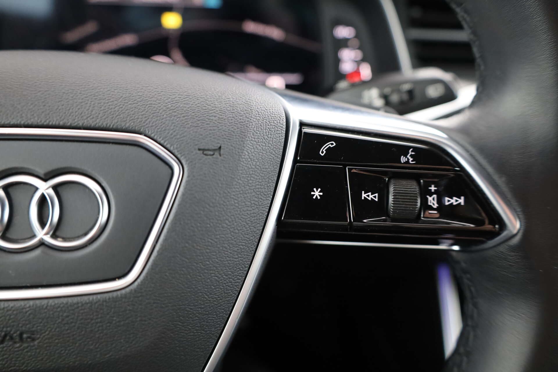 AUDI A6 Avant, photo 14 sur 17