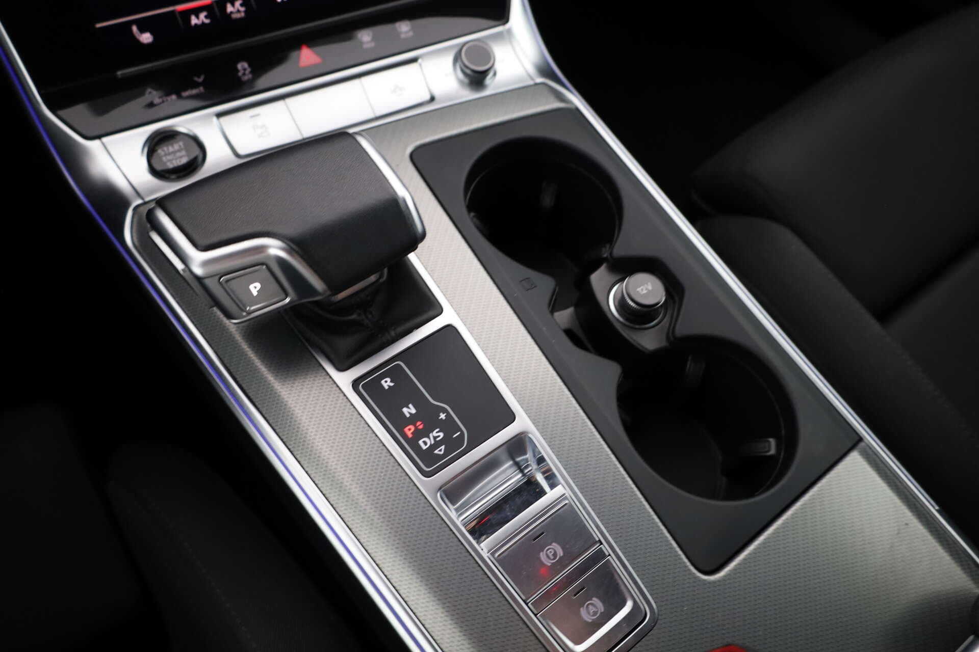 AUDI A6 Avant, photo 16 sur 17