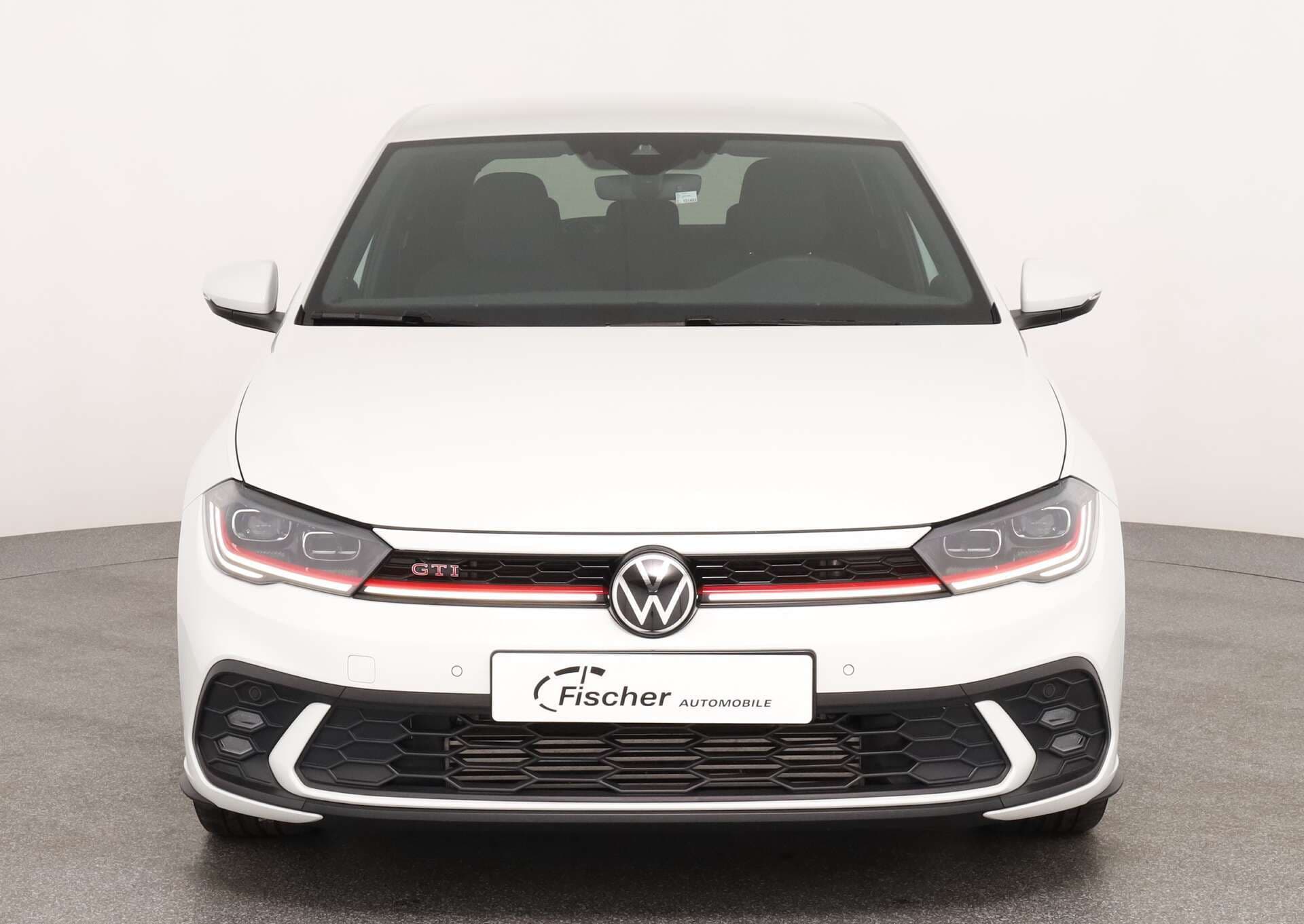 VOLKSWAGEN Polo, photo 2 sur 17