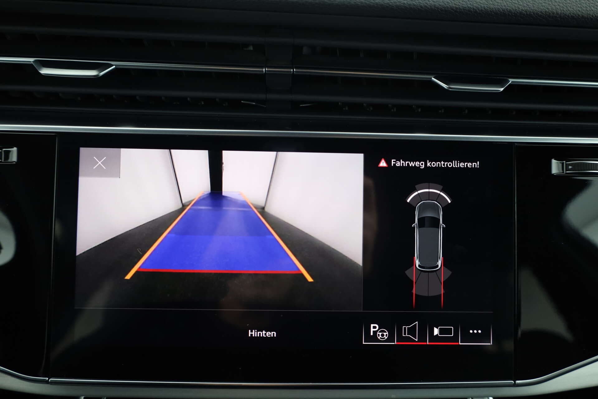 AUDI Q7, photo 16 sur 17