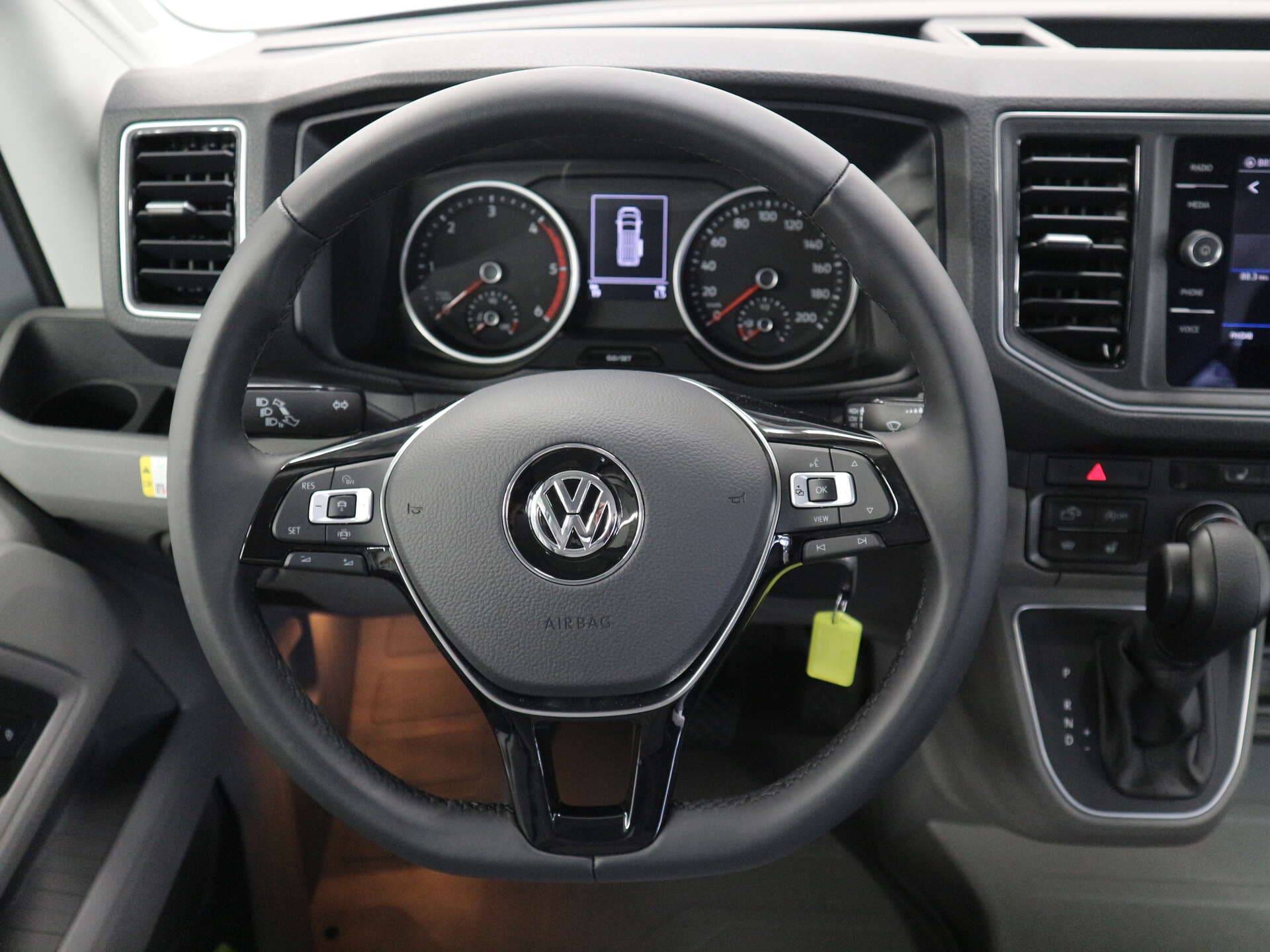 VOLKSWAGEN NUTZFAHRZEUGE Grand California, photo 9 sur 17