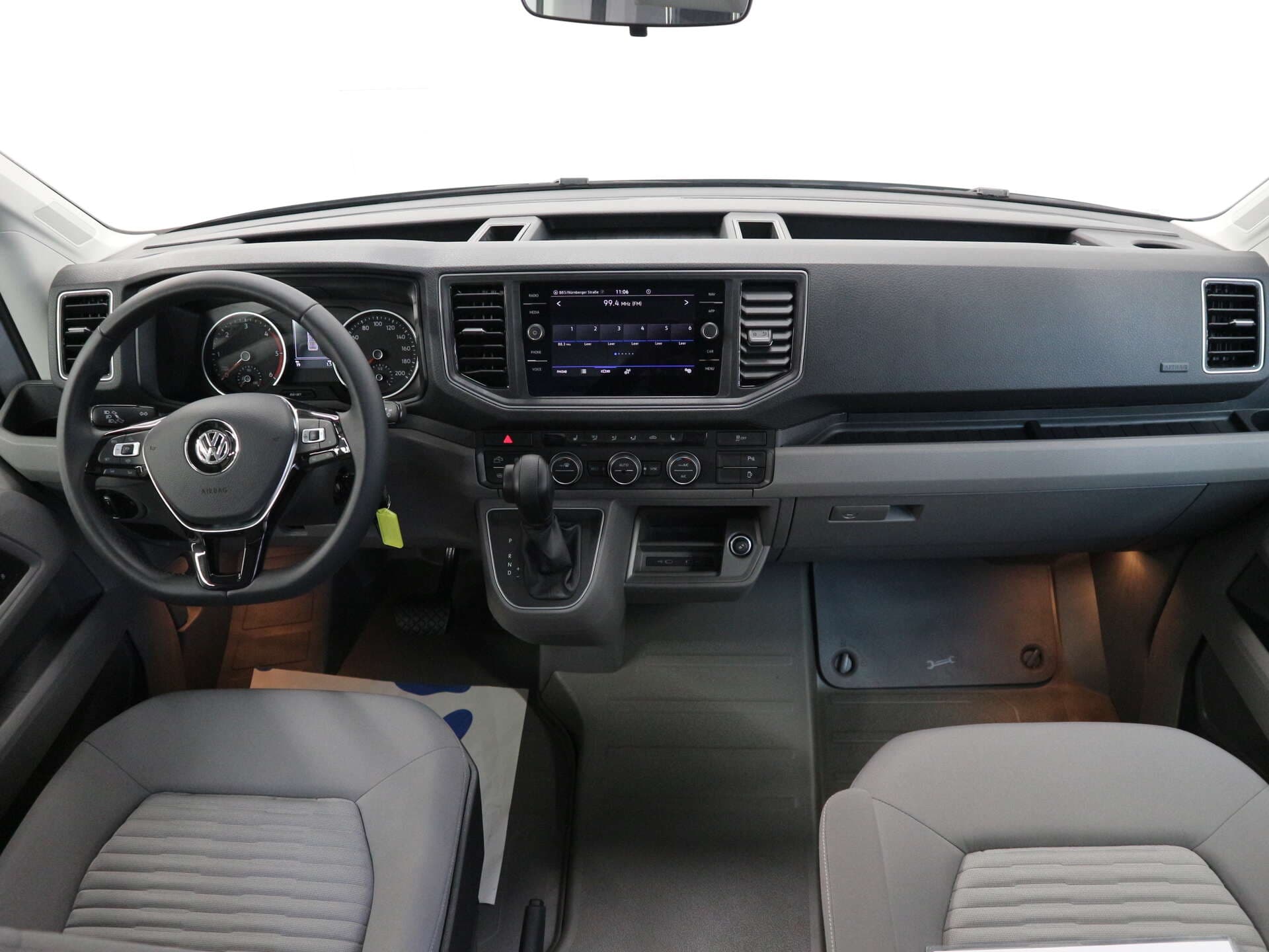 VOLKSWAGEN NUTZFAHRZEUGE Grand California, photo 6 sur 17