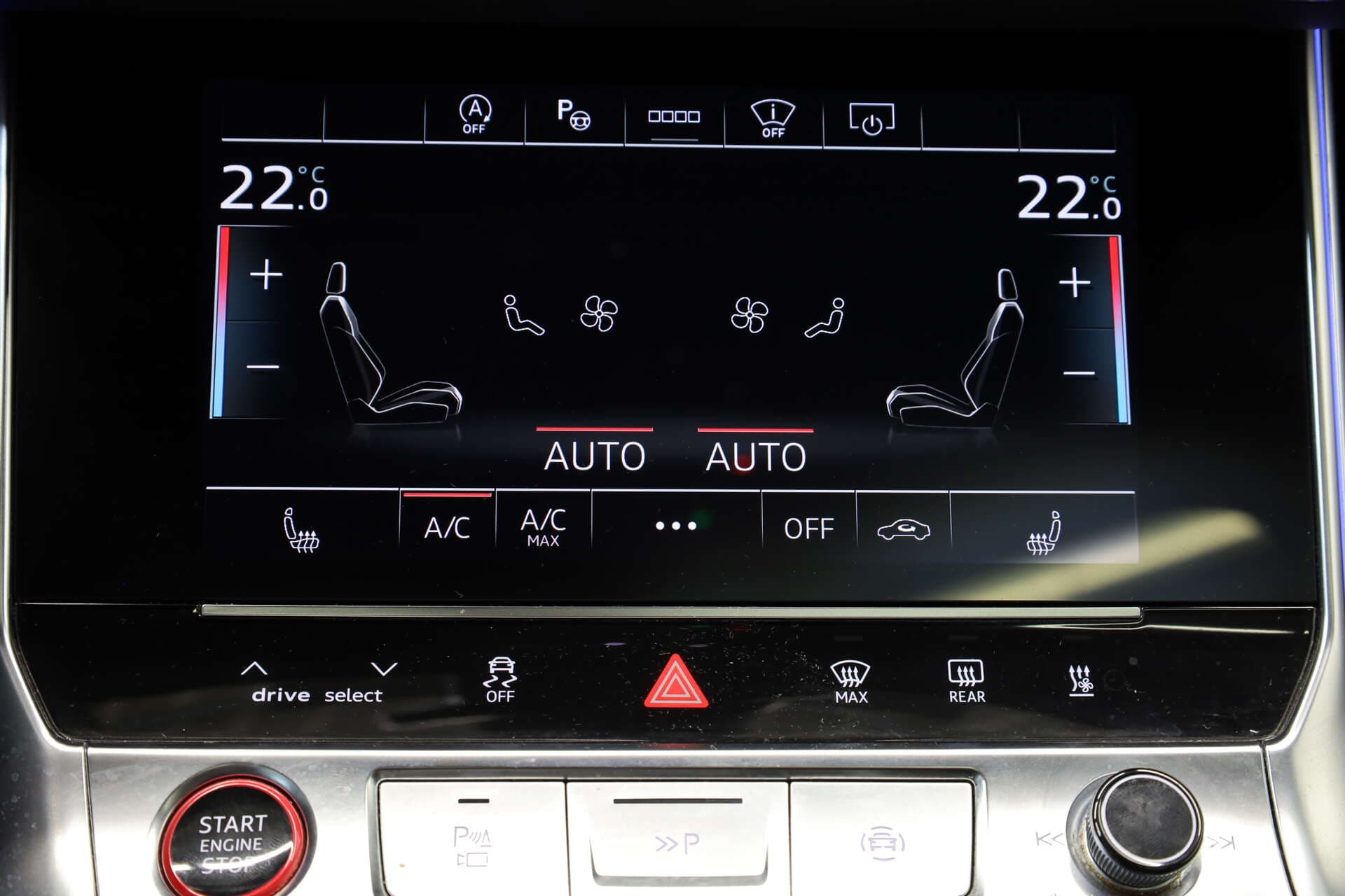 AUDI S6 Avant, photo 15 sur 17