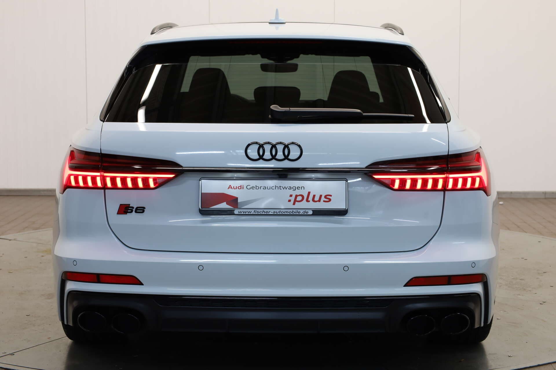 AUDI S6 Avant, photo 4 sur 17