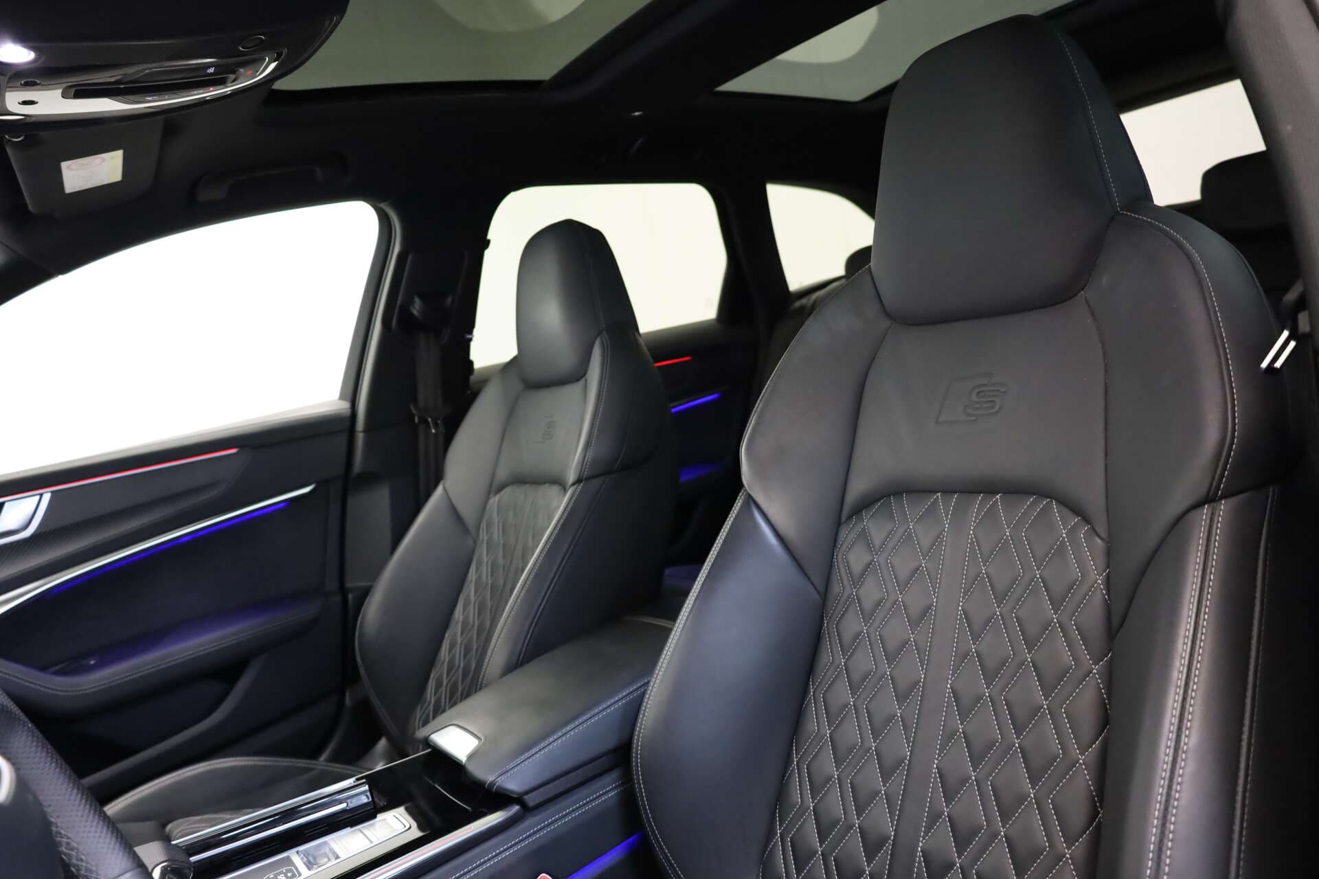 AUDI S6 Avant, photo 8 sur 17