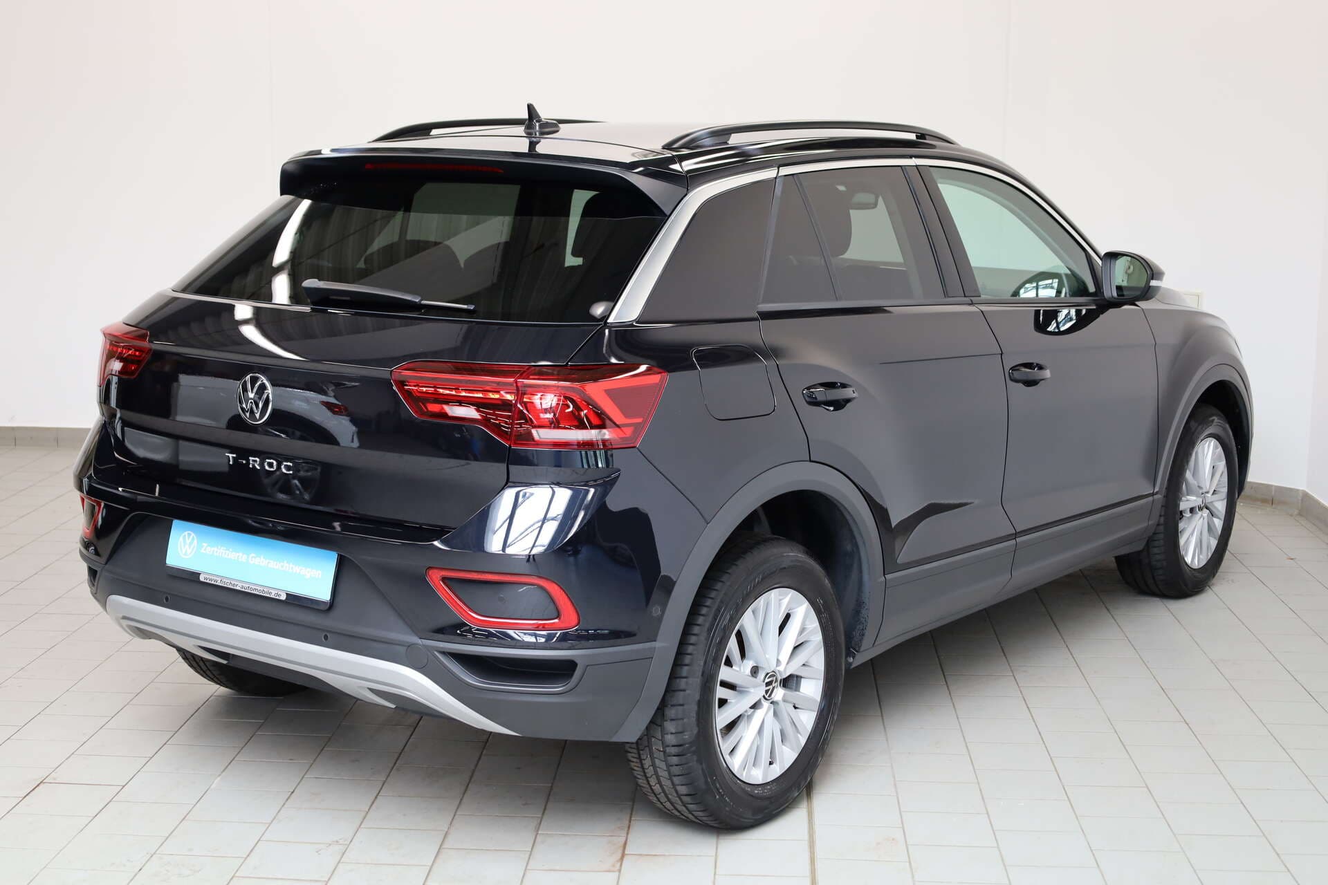 VOLKSWAGEN T-Roc, photo 2 sur 15