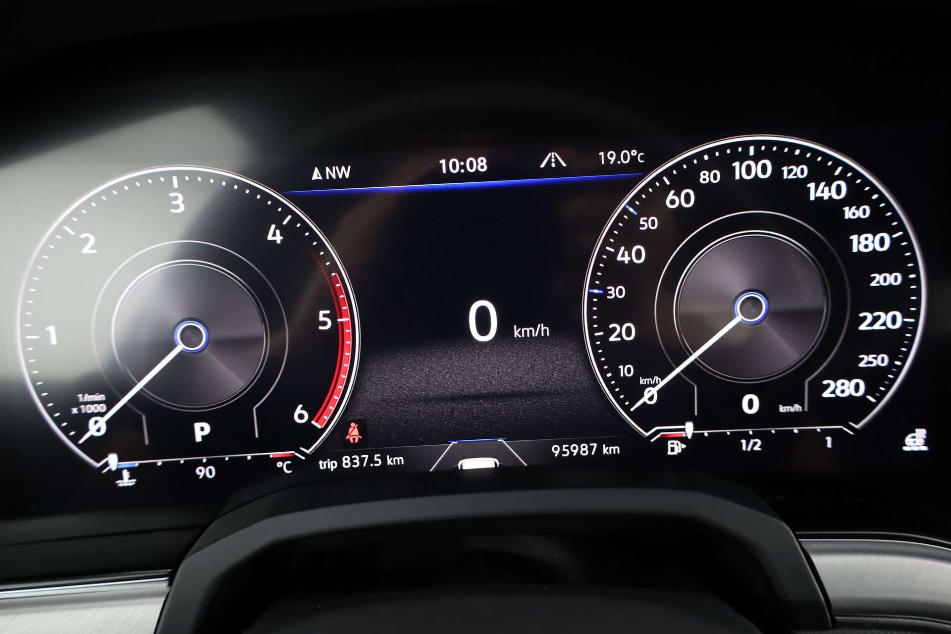 VOLKSWAGEN Touareg, photo 12 sur 17