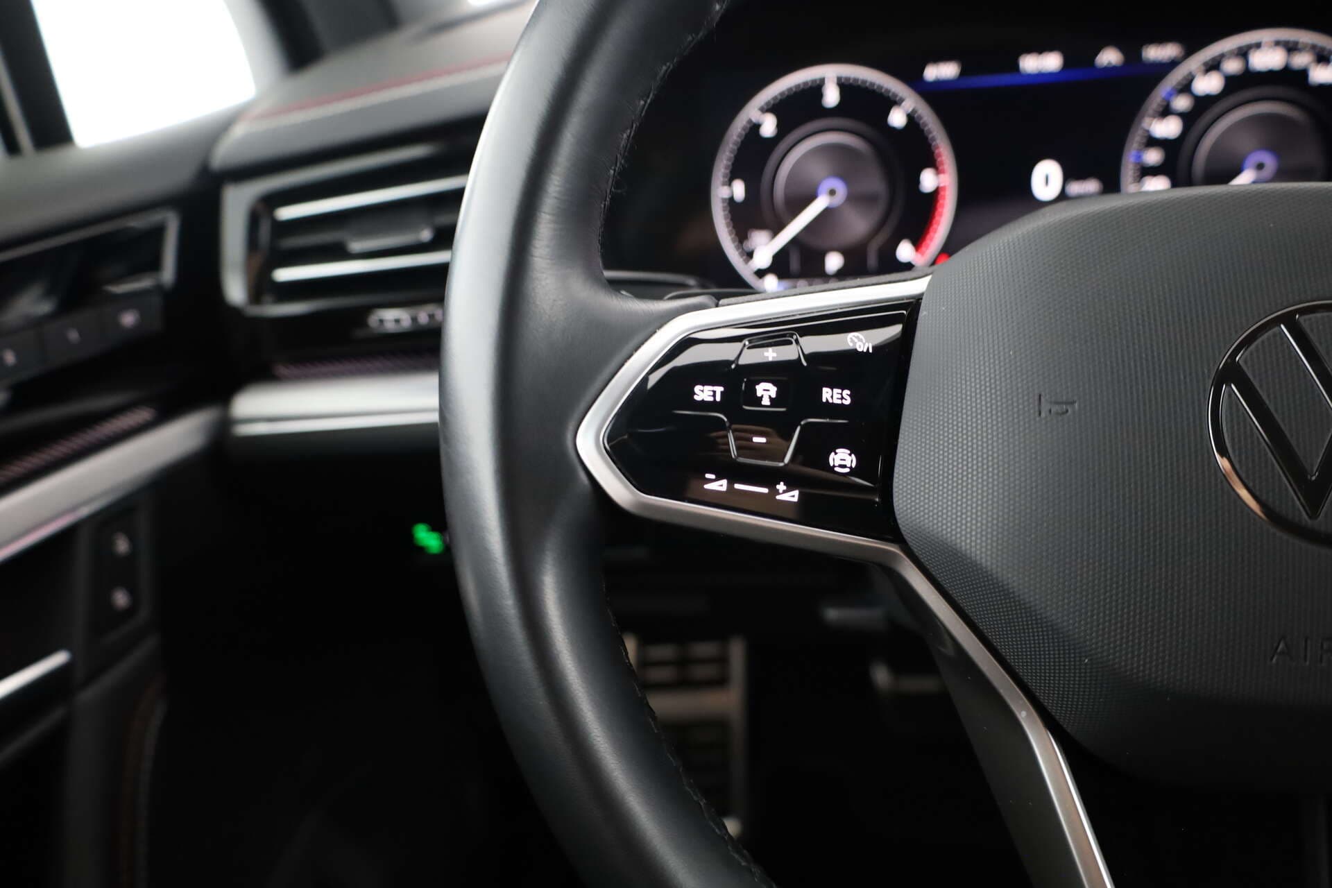 VOLKSWAGEN Touareg, photo 13 sur 17