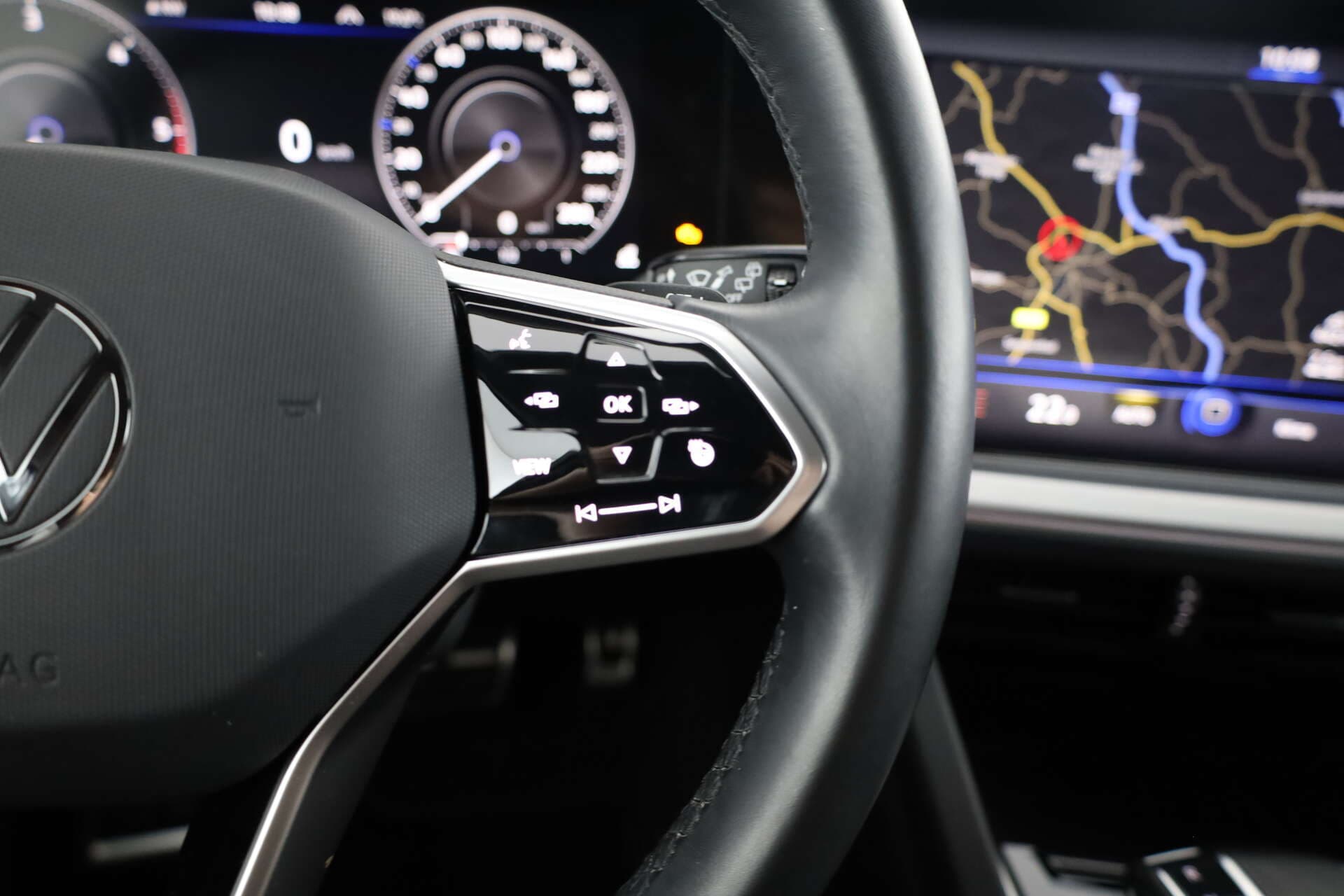 VOLKSWAGEN Touareg, photo 14 sur 17