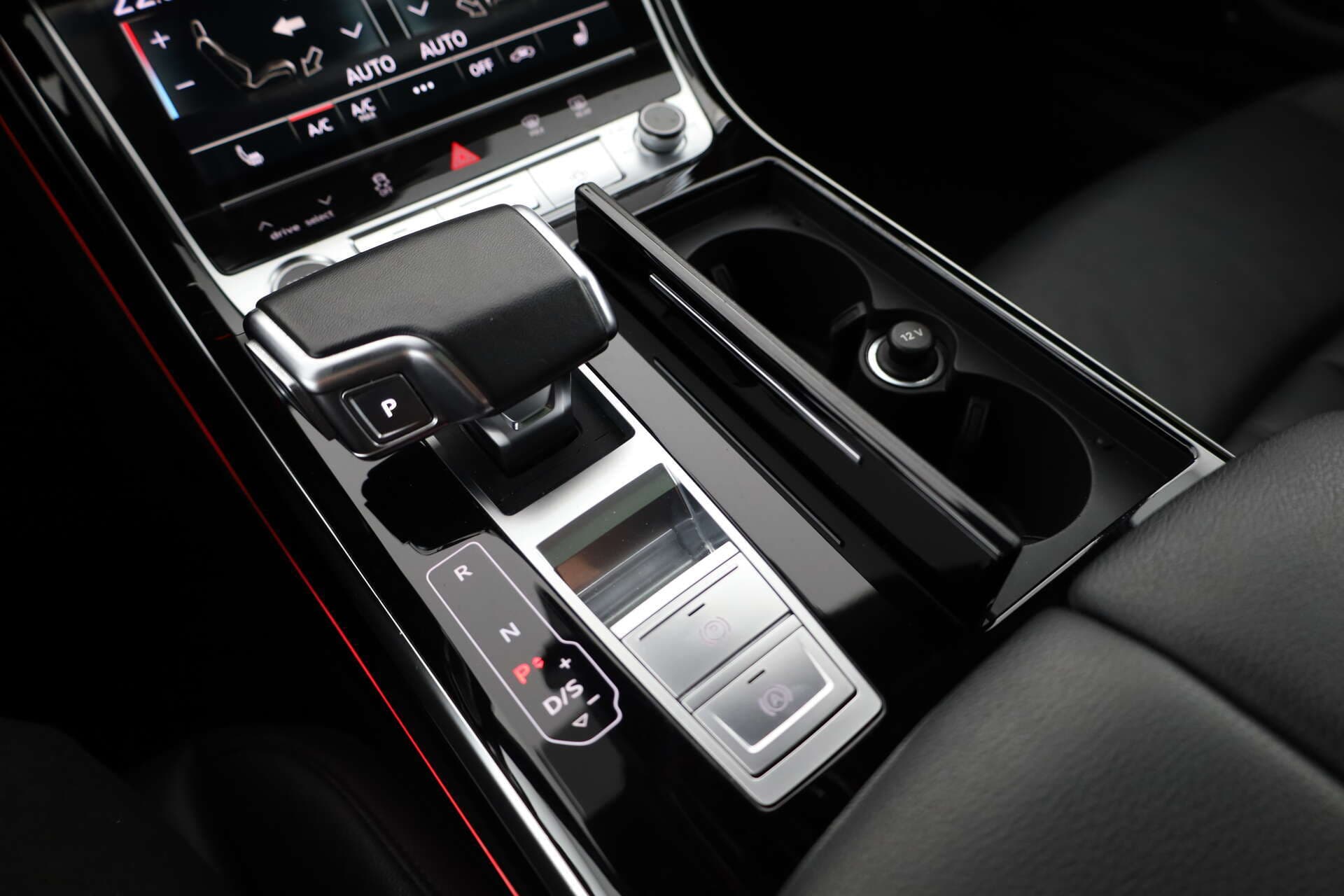 AUDI A8, photo 17 sur 17