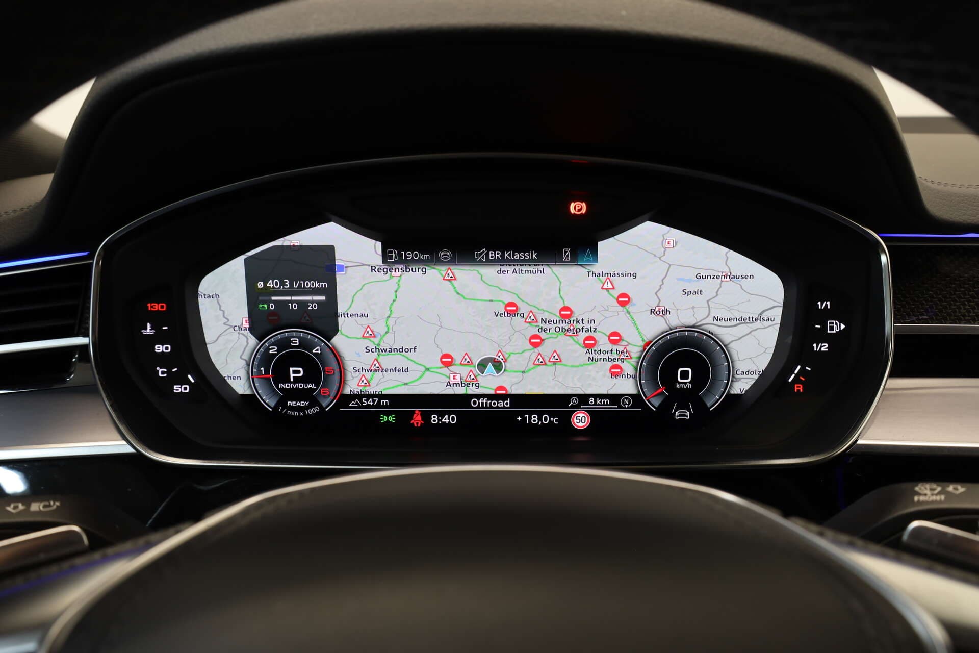 AUDI A8, photo 12 sur 17