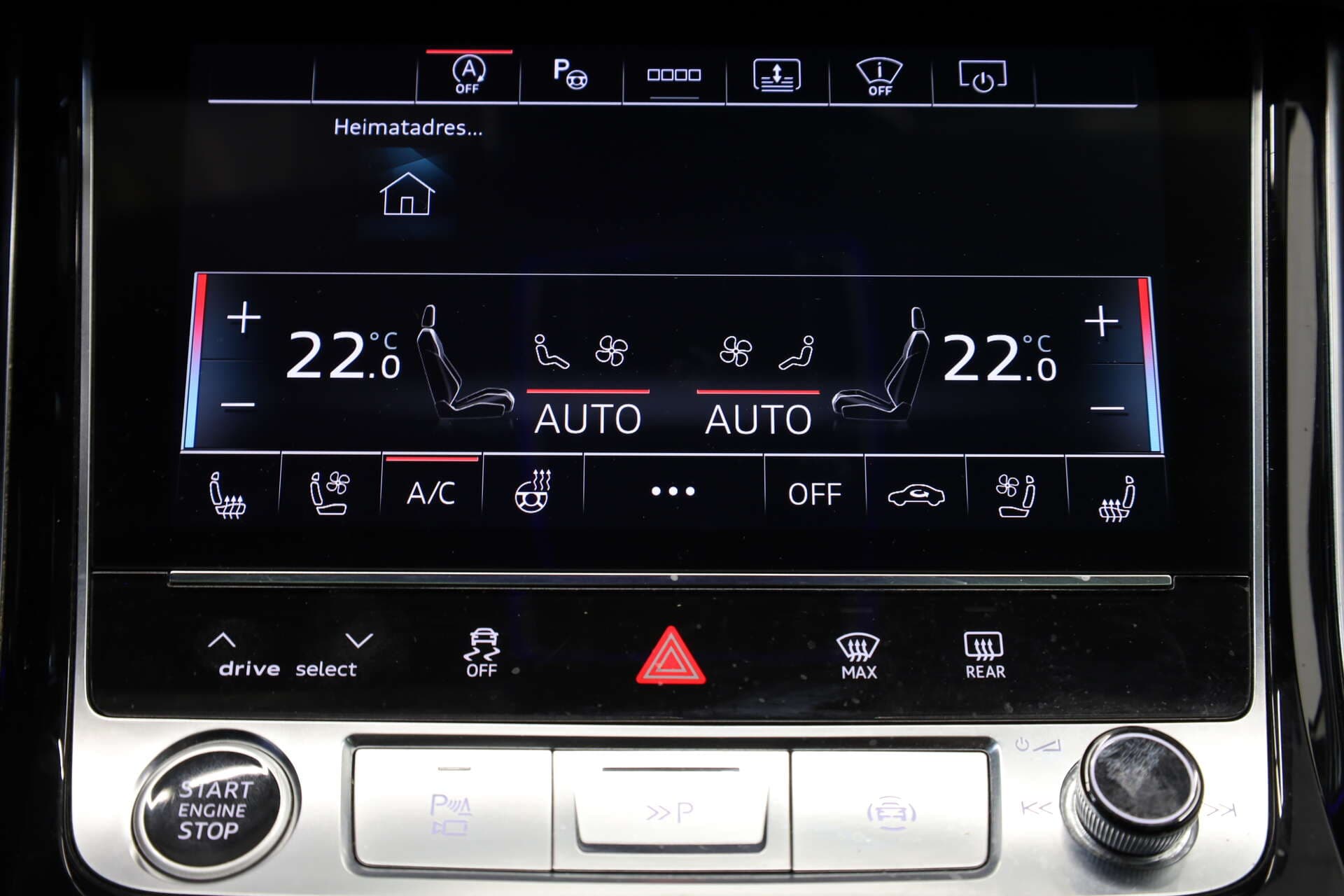 AUDI A8, photo 16 sur 17