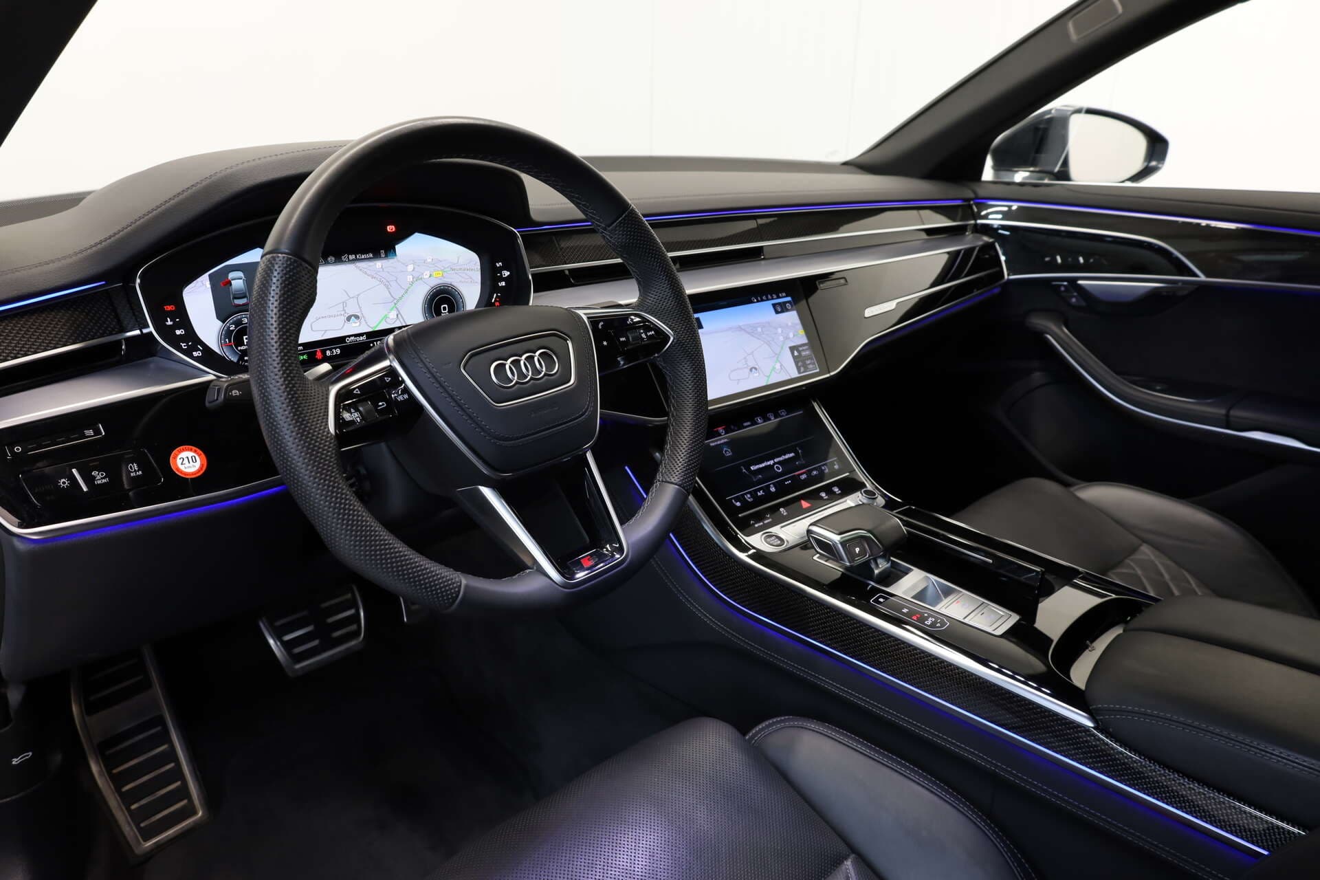 AUDI A8, photo 8 sur 17