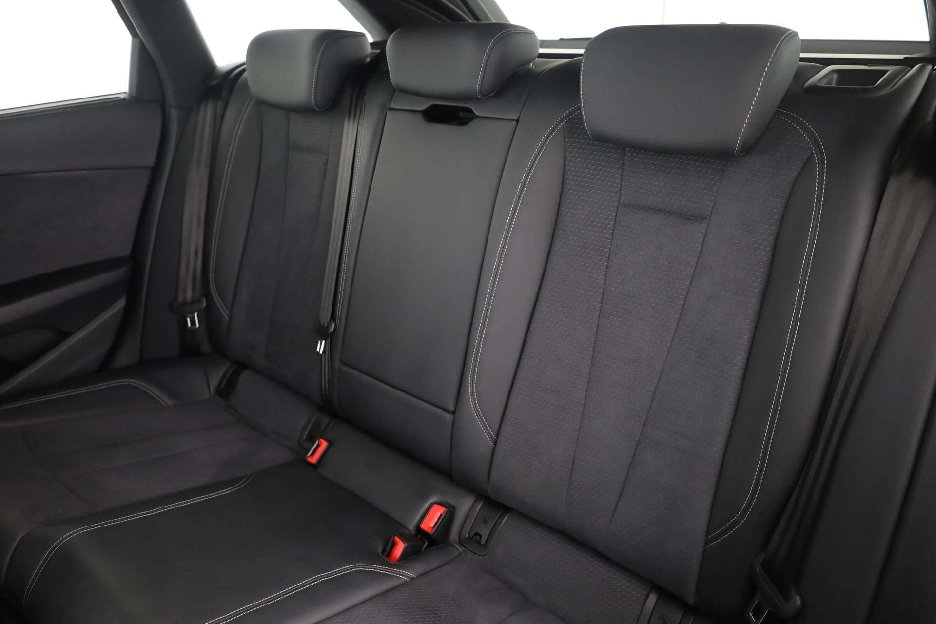 AUDI S4 Avant, photo 10 sur 17