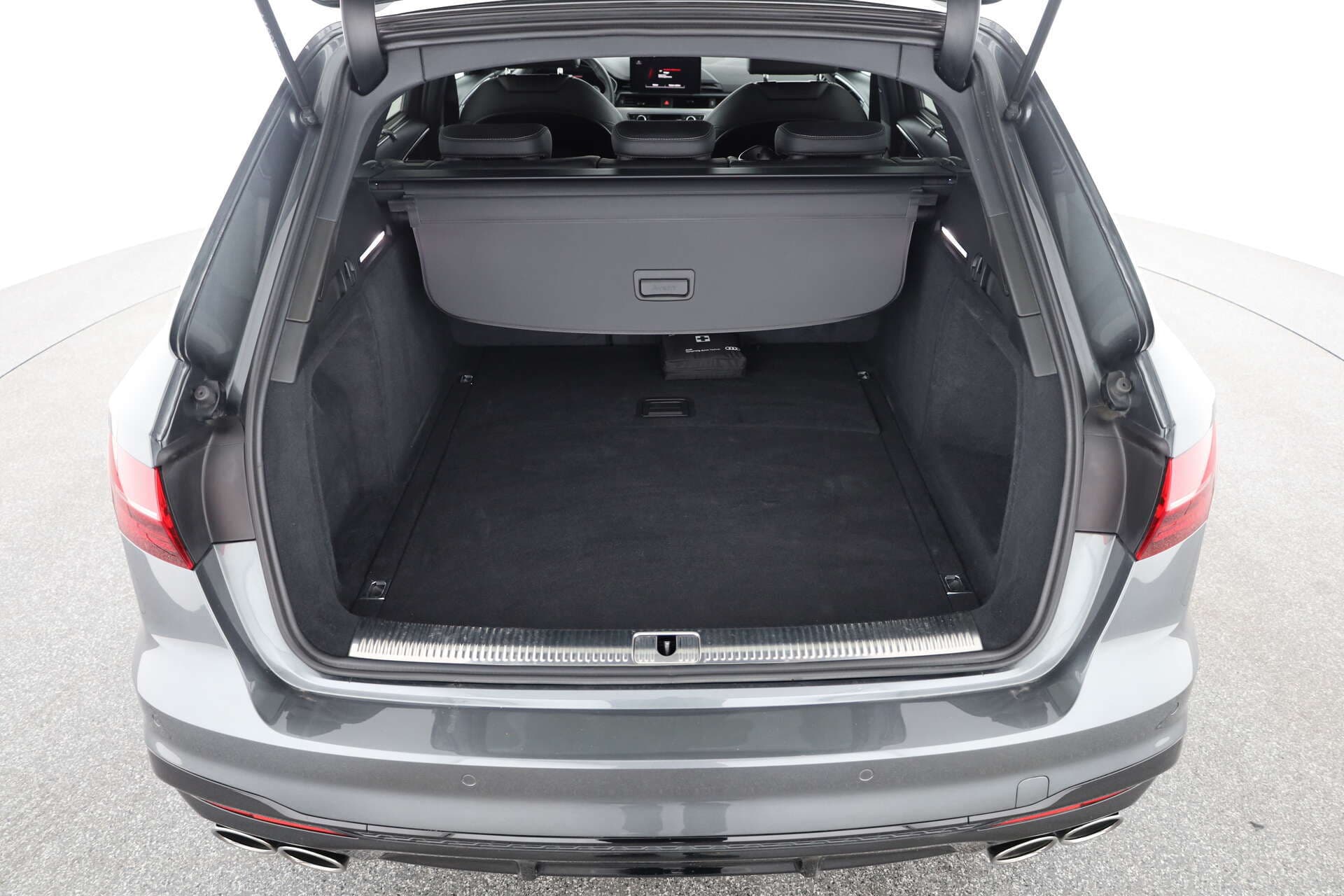 AUDI S4 Avant, photo 11 sur 17
