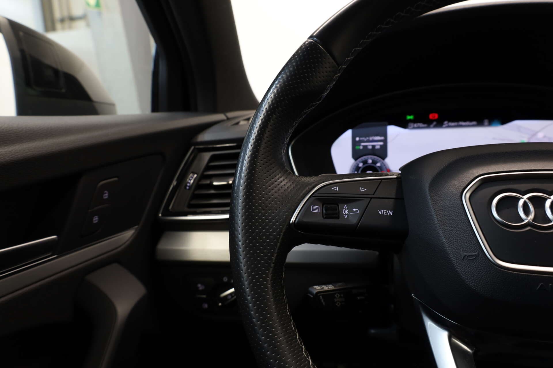 AUDI Q5, photo 13 sur 17
