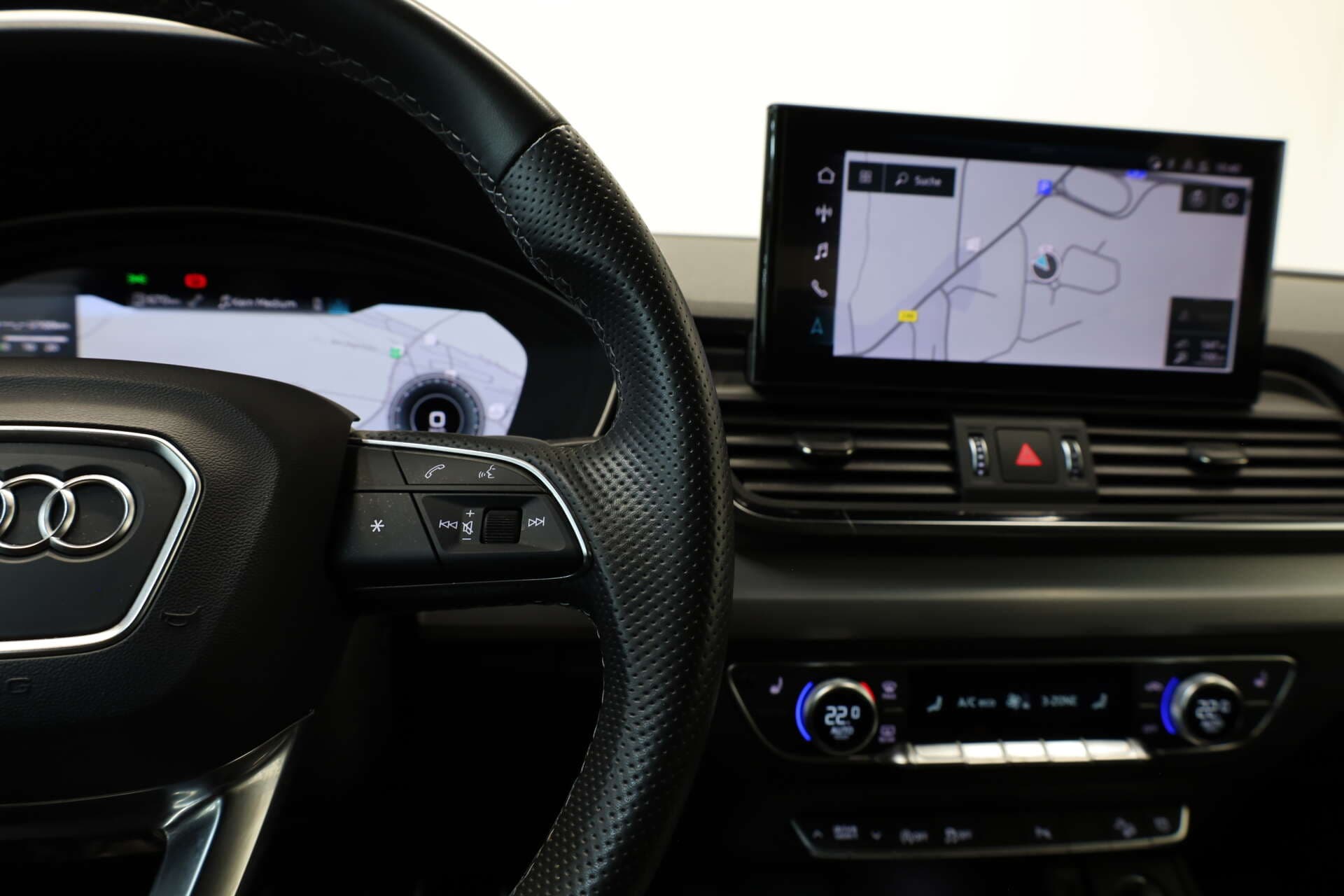 AUDI Q5, photo 14 sur 17