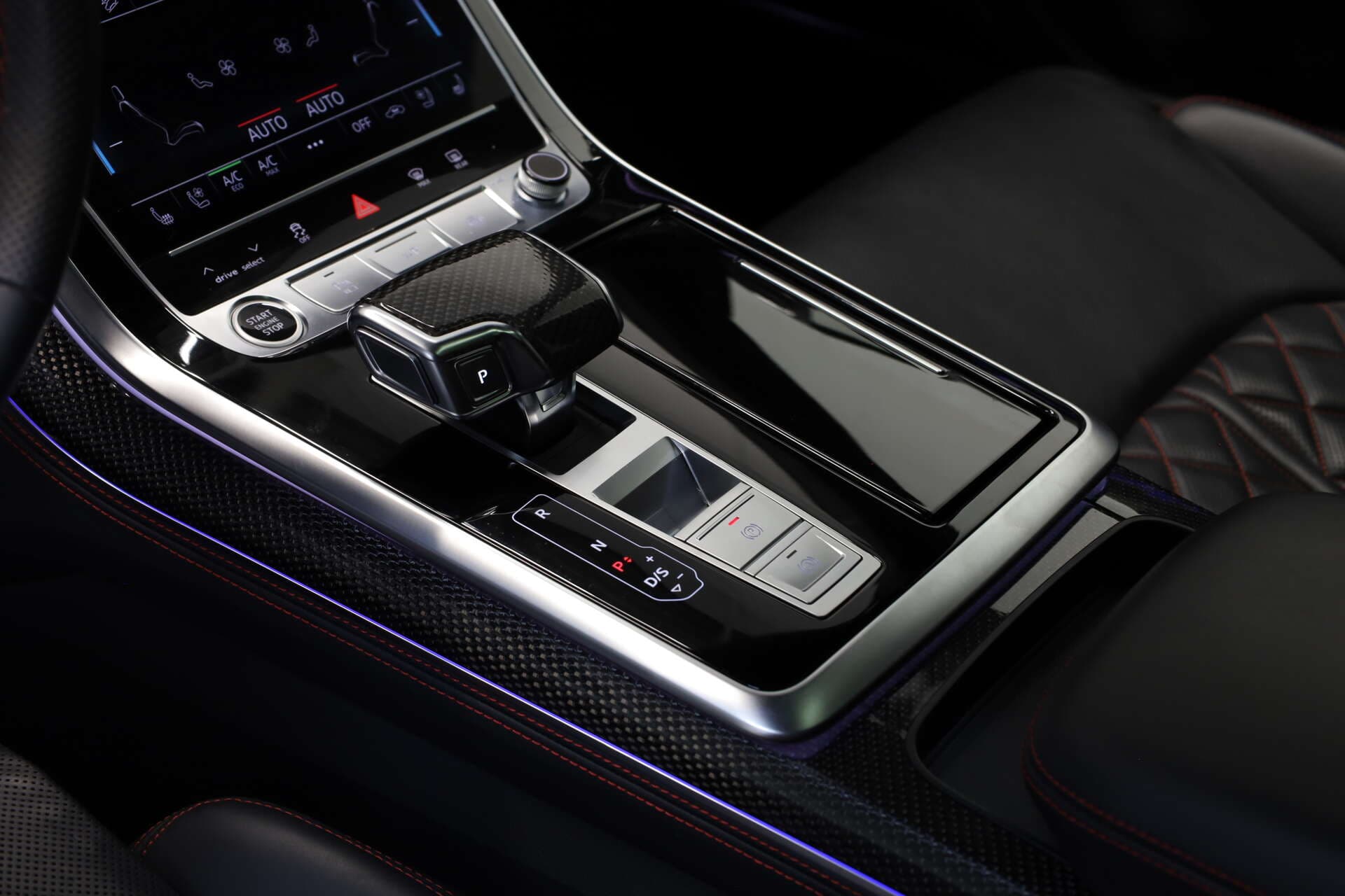 AUDI Q8, photo 16 sur 17