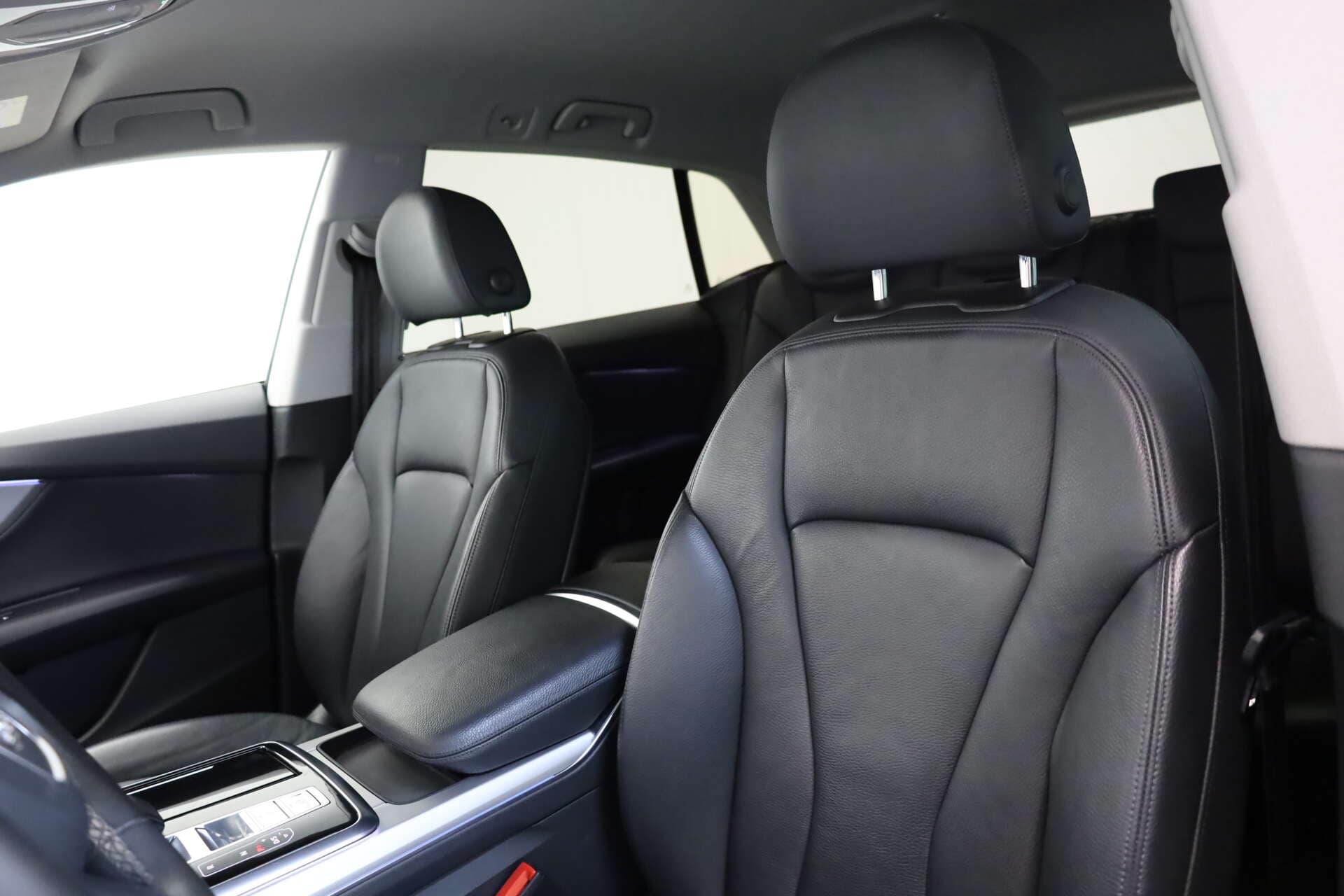AUDI Q8, photo 9 sur 17