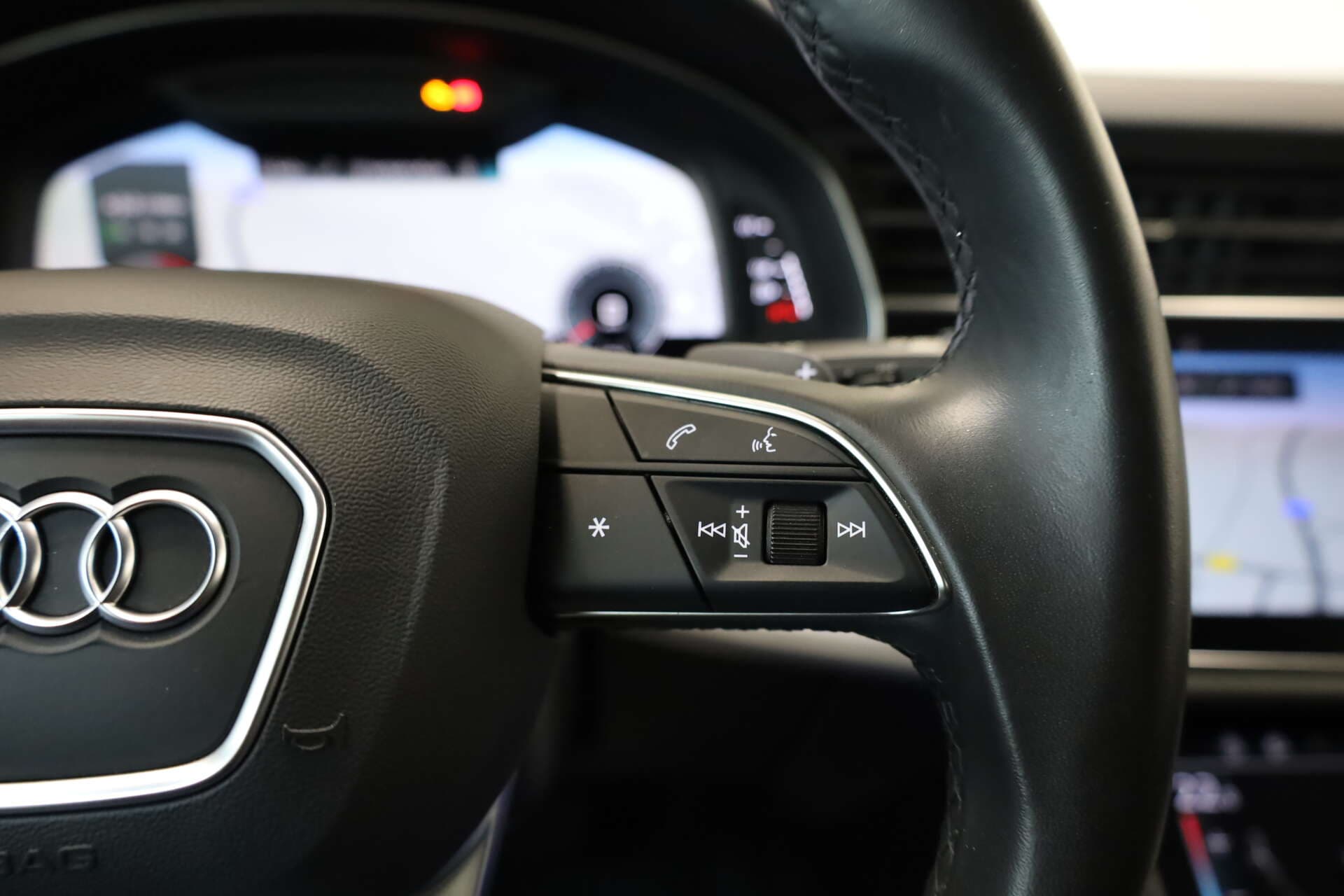AUDI Q8, photo 15 sur 17
