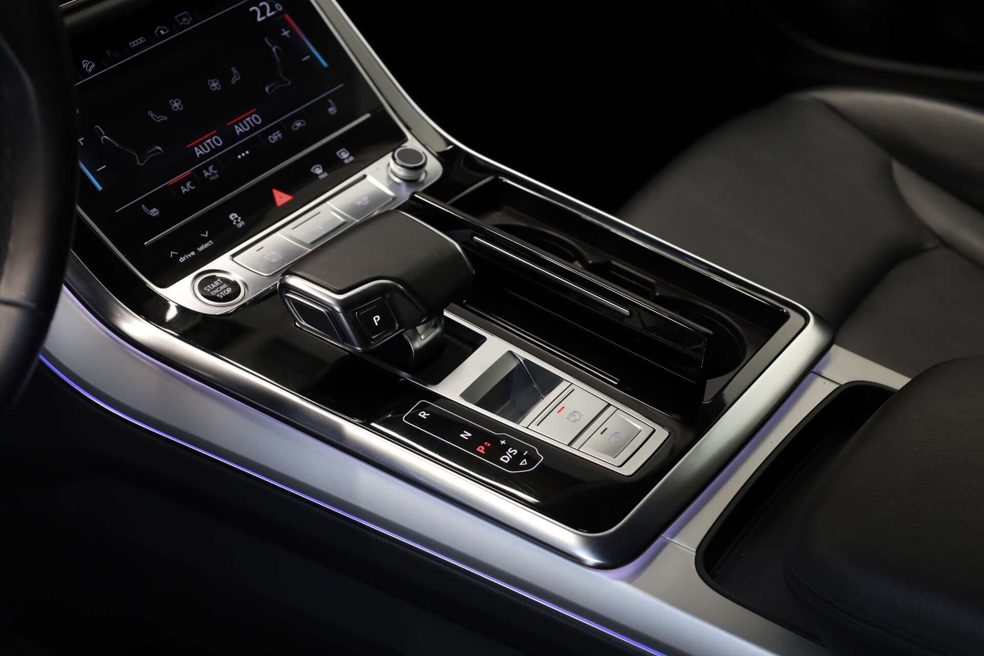 AUDI Q8, photo 17 sur 17