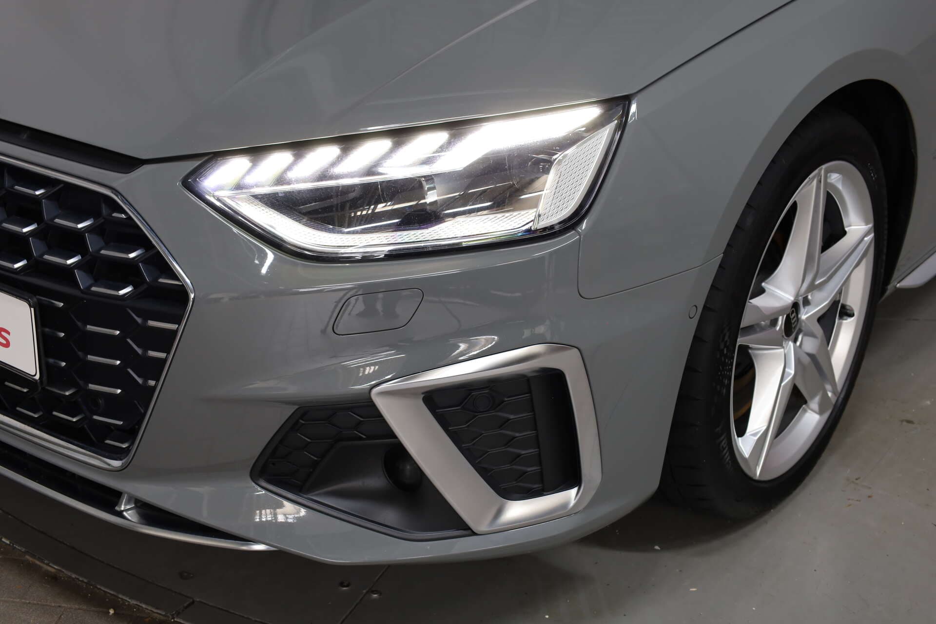 AUDI S4 Avant, photo 5 sur 17