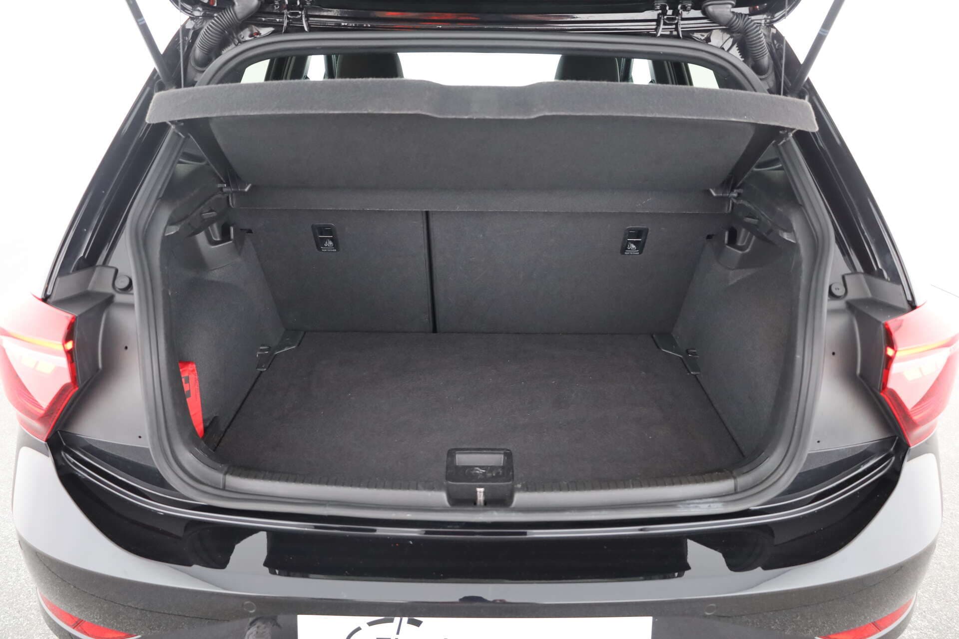 VOLKSWAGEN Polo, photo 11 sur 17
