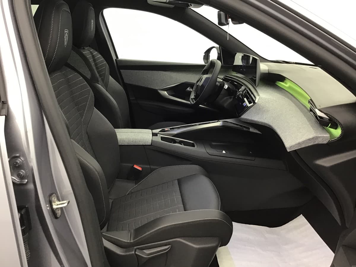 PEUGEOT 5008, photo 6 sur 6