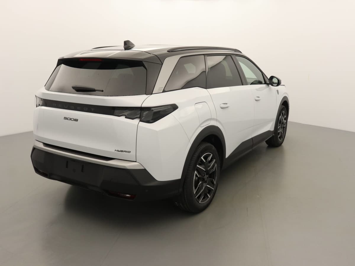 PEUGEOT 5008, photo 2 sur 6