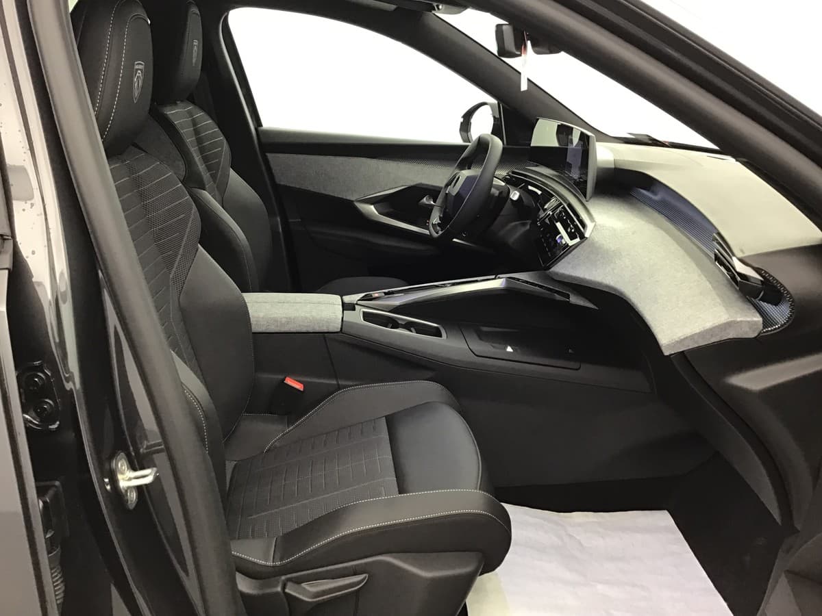 PEUGEOT 5008, photo 6 sur 6