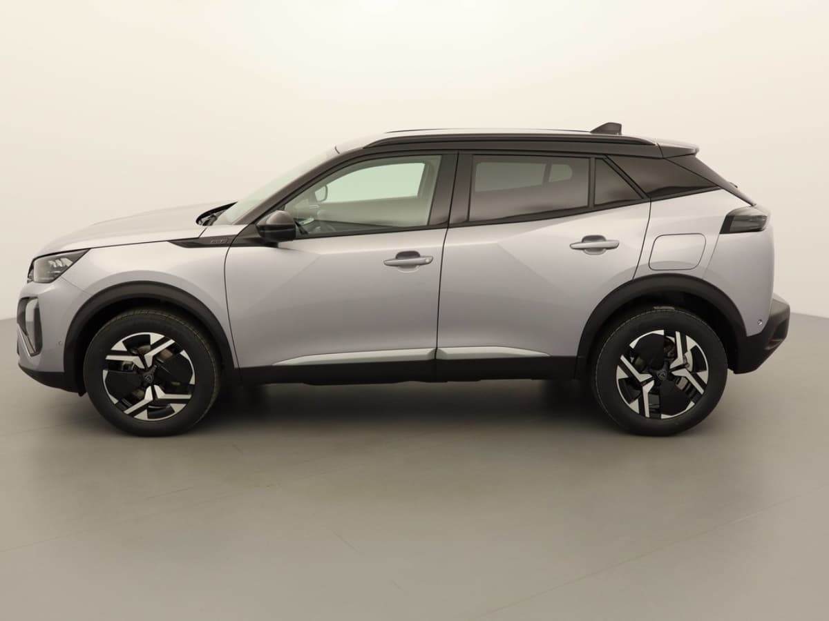 PEUGEOT 2008 HYBRID 145, photo 4 sur 6