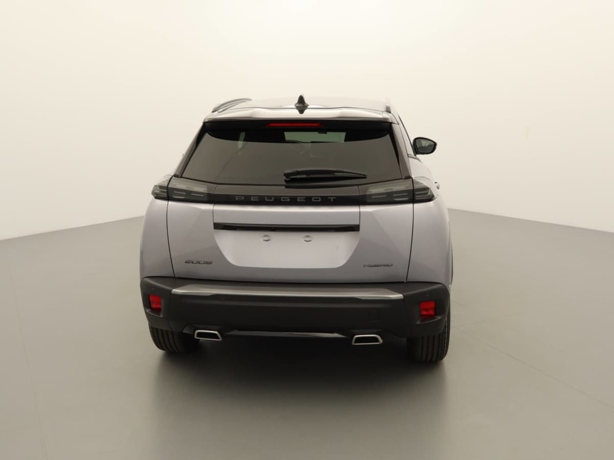 PEUGEOT 2008 HYBRID 145, photo 5 sur 6