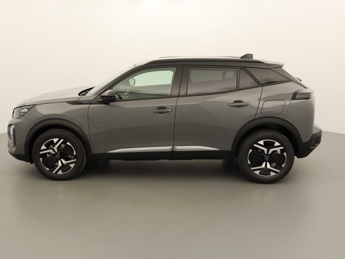 PEUGEOT 2008 HYBRID 145, photo 4 sur 6