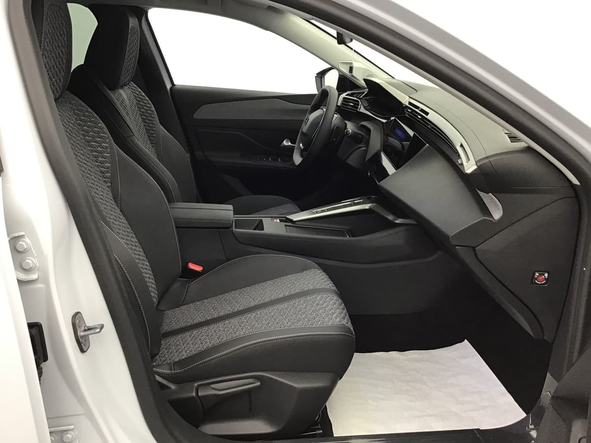 PEUGEOT 308 PHASE 3, photo 6 sur 6