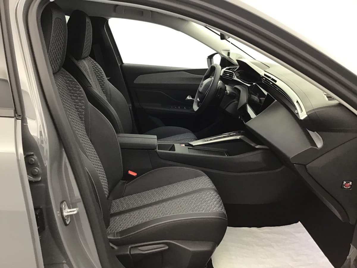 PEUGEOT 308 PHASE 3, photo 6 sur 6