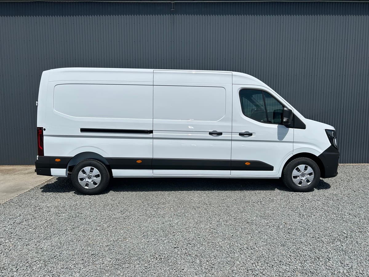 RENAULT MASTER 4 FGN 3T5 L3H2, photo 3 sur 6