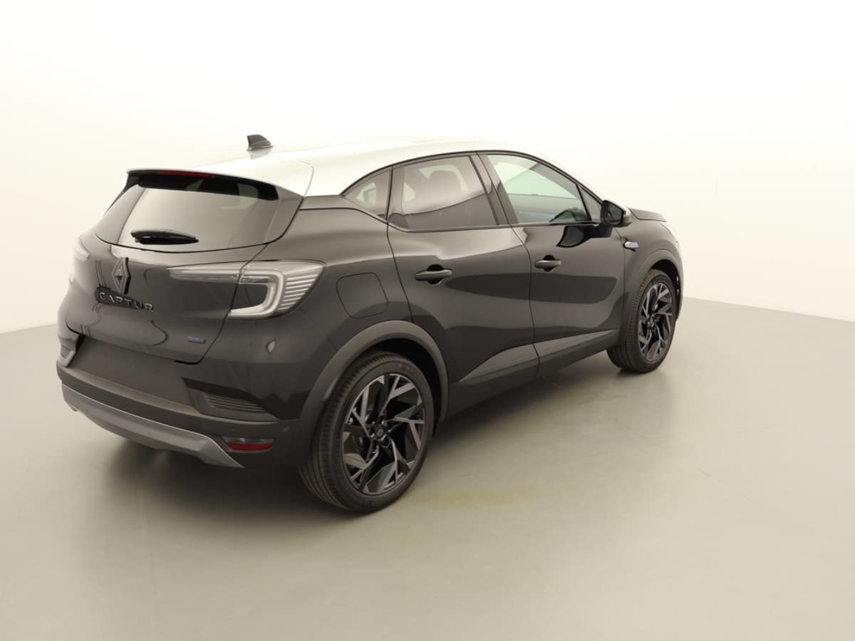 RENAULT CAPTUR, photo 2 sur 6