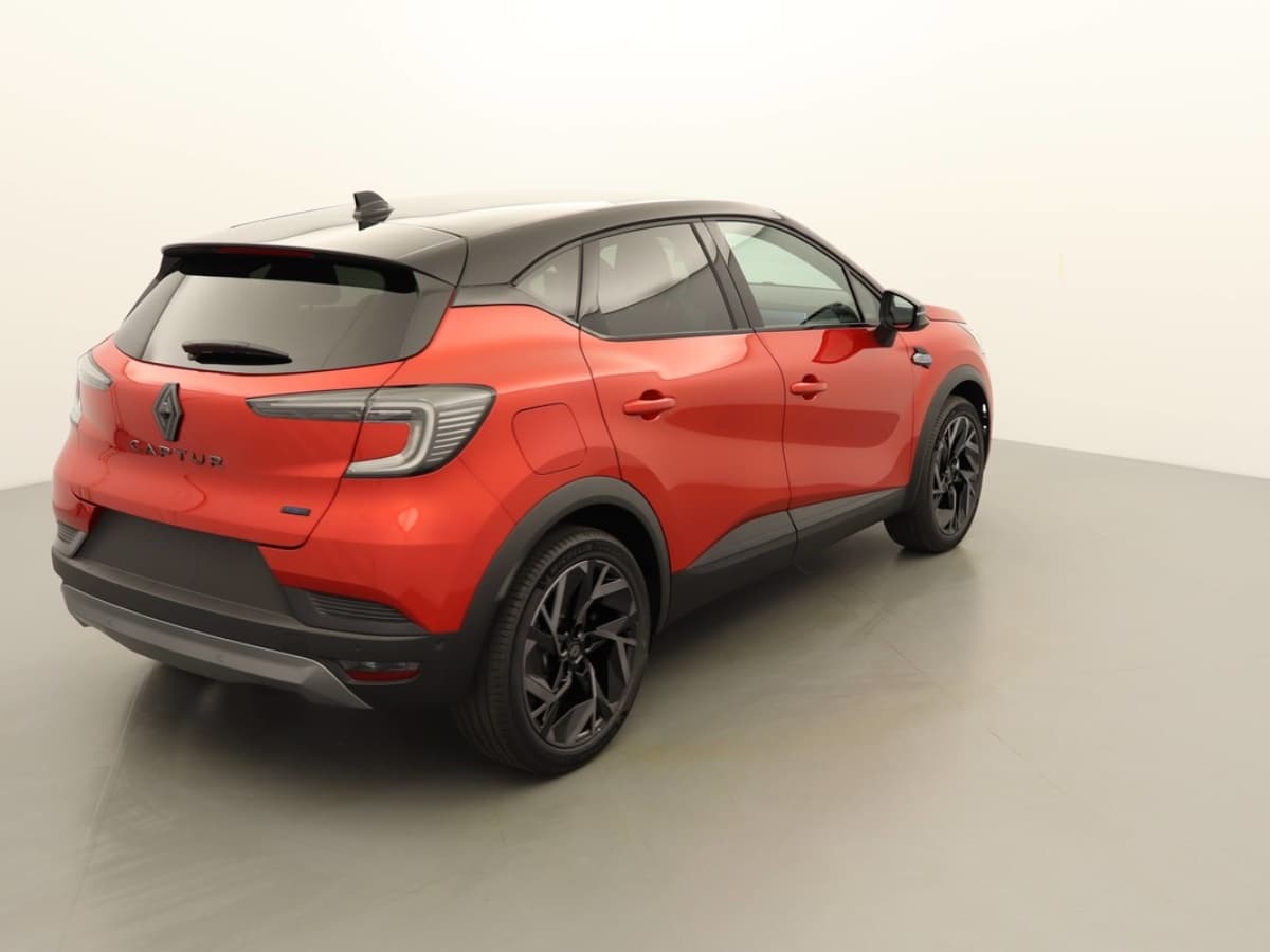 RENAULT CAPTUR, photo 2 sur 6