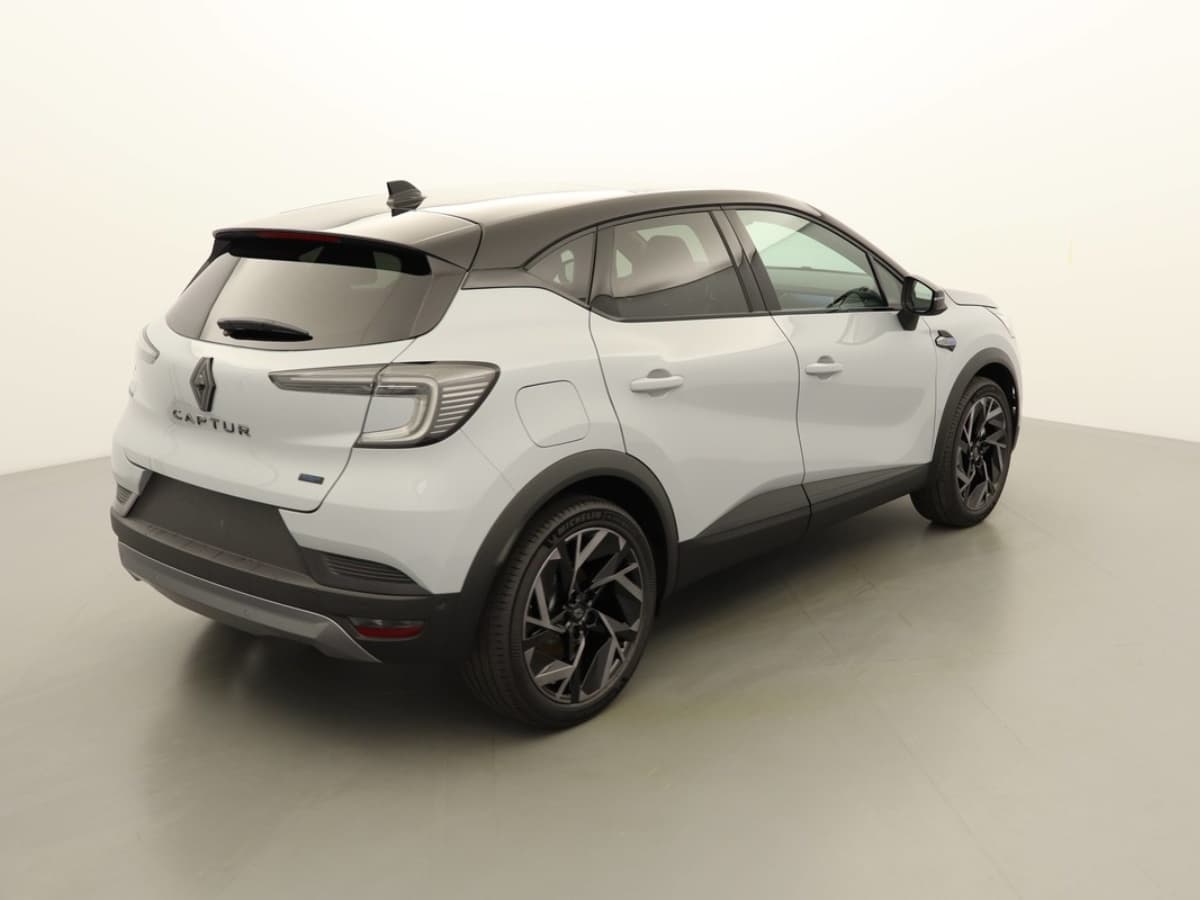 RENAULT CAPTUR, photo 2 sur 6