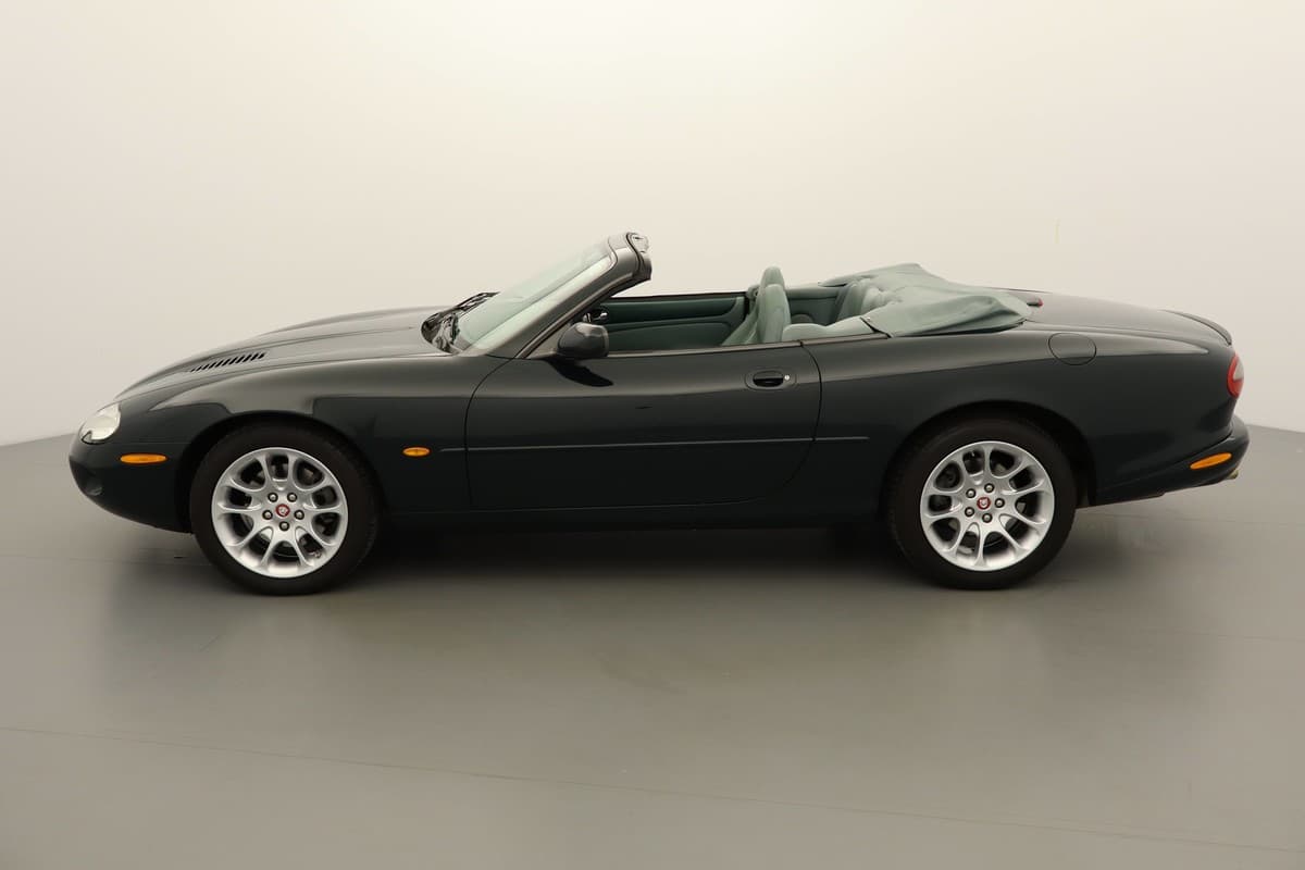 jaguar XKR, photo 4 sur 6