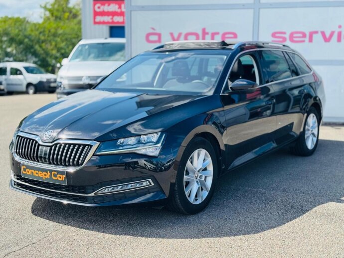 SKODA SUPERB COMBI Style 2.0 TDI 150cv DSG7+Toit pano+Sound CANTON+Sièges av/ar chauff+Attelage Elec