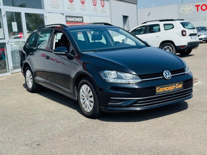 VOLKSWAGEN Golf SW TRENDLINE 1.6 TDI 115cv + Clim Automatique + Camera de Recul + Park Pilot